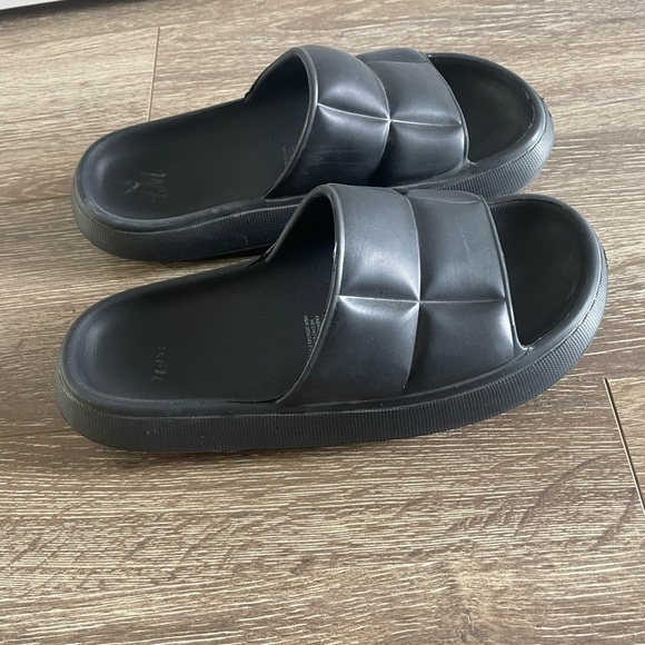 Pool slides - Picture 3 of 5